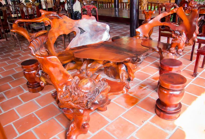 Bàn gốc cây gõ đỏ - Tứ linh